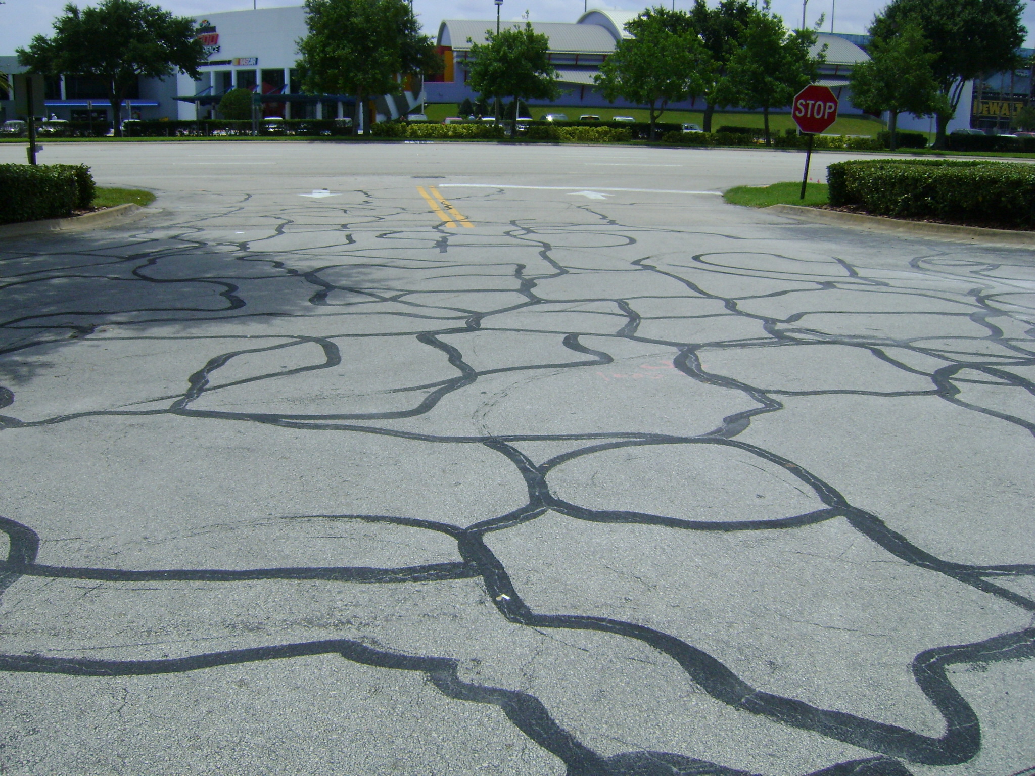 hot crack filling contractor for asphalt and paving